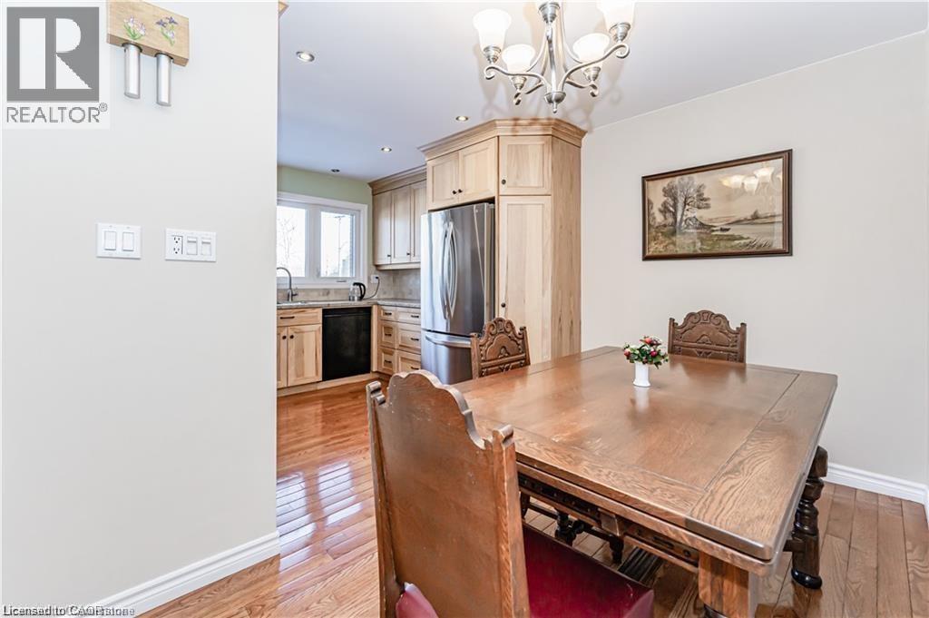 15 Greenbrook Drive, Kitchener, Ontario  N2M 4J5 - Photo 4 - 40790724