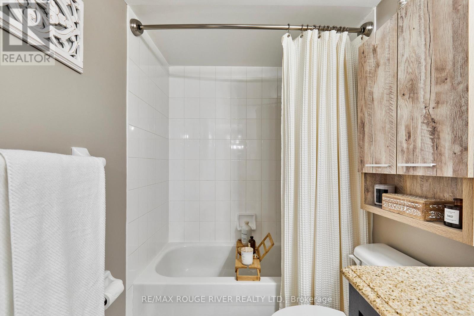 2 - 72 Petra Way, Whitby, Ontario  L1R 0A3 - Photo 20 - E12415196