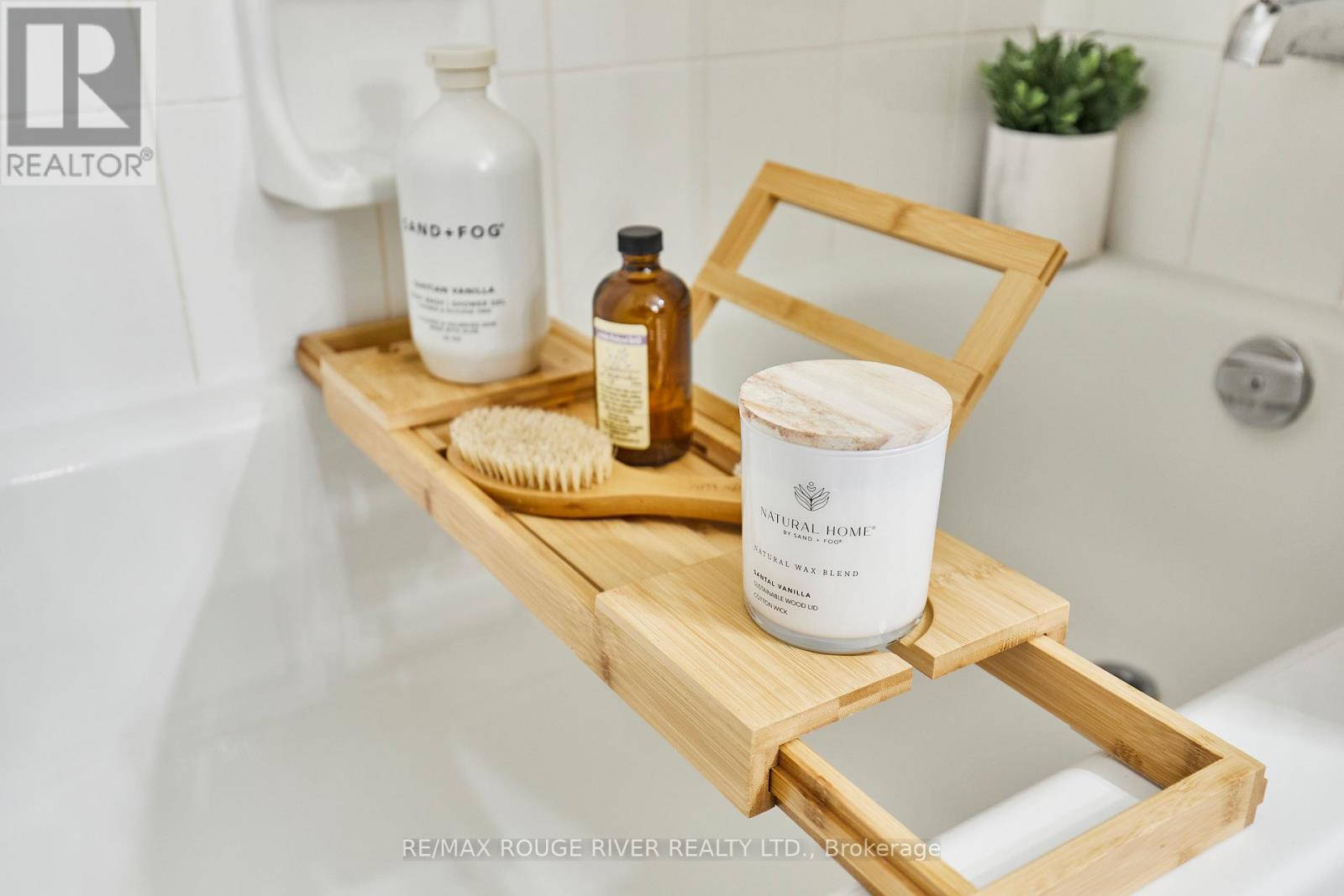 2 - 72 Petra Way, Whitby, Ontario  L1R 0A3 - Photo 21 - E12415196