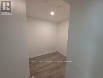 2705 - 7890 Jane Street, Vaughan (Vaughan Corporate Centre), Ontario  L4K 2M7 - Photo 9 - N12522286