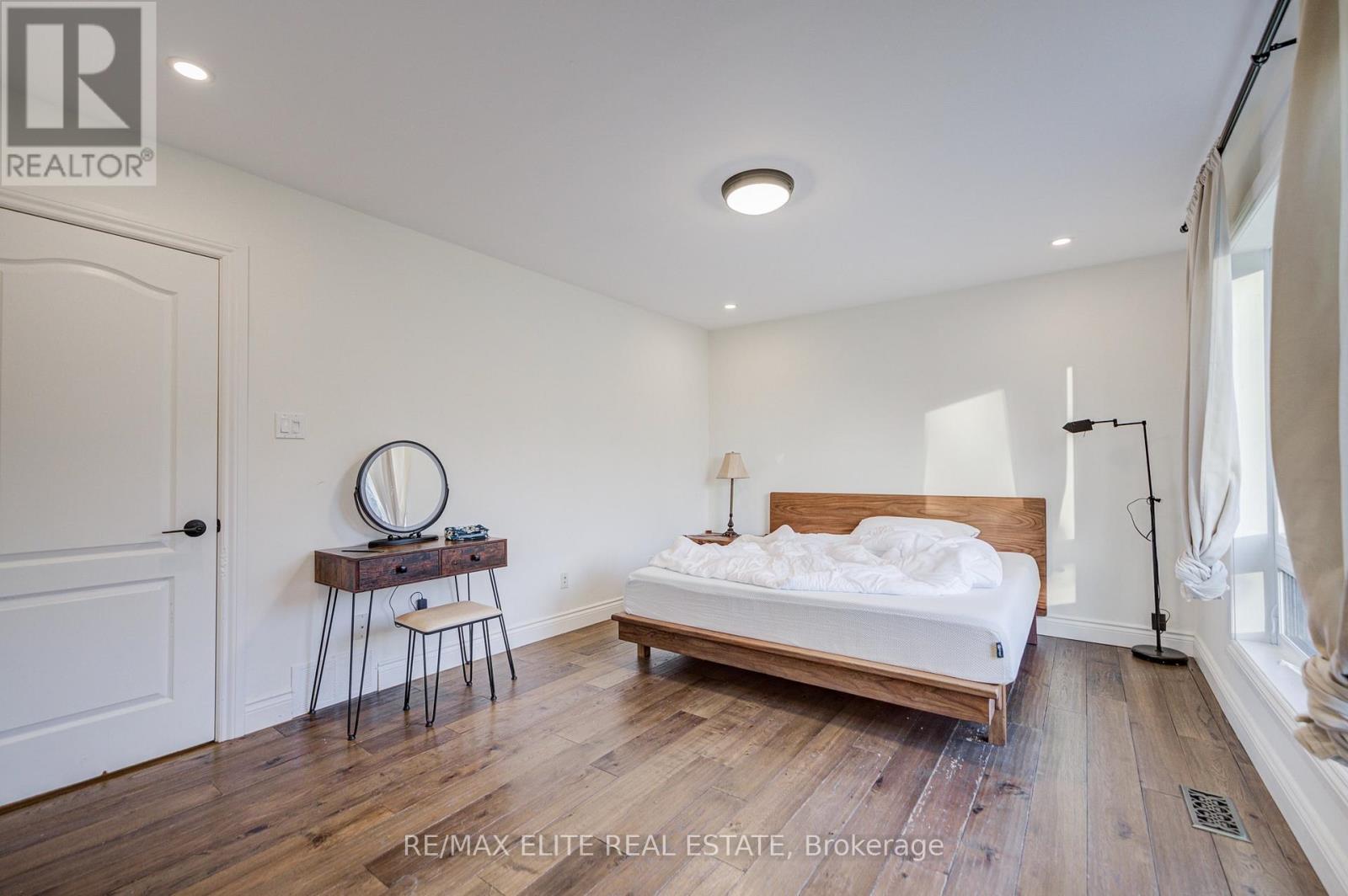 4909 Holborn Road, East Gwillimbury, Ontario  L0G 1M0 - Photo 23 - N12559752