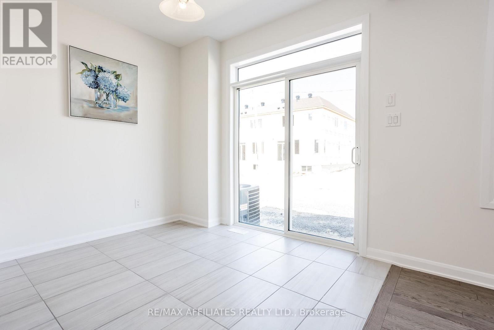 850 Cappamore Drive, Ottawa, Ontario  K2C 3H2 - Photo 14 - X12478749