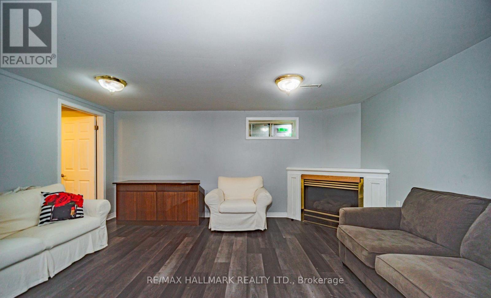 4 Devins Drive, Aurora, Ontario  L4G 2Z1 - Photo 25 - N12579476