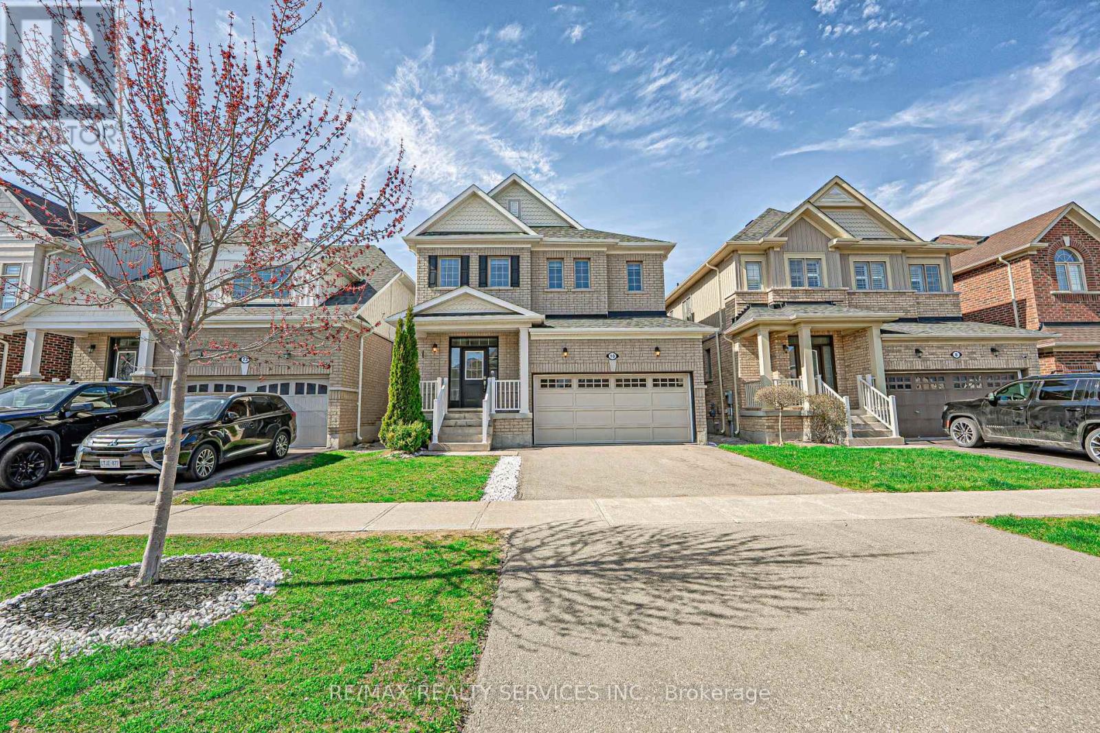 10 Mccabe Lane, New Tecumseth (Tottenham), Ontario  L0G 1W0 - Photo 3 - N12579486