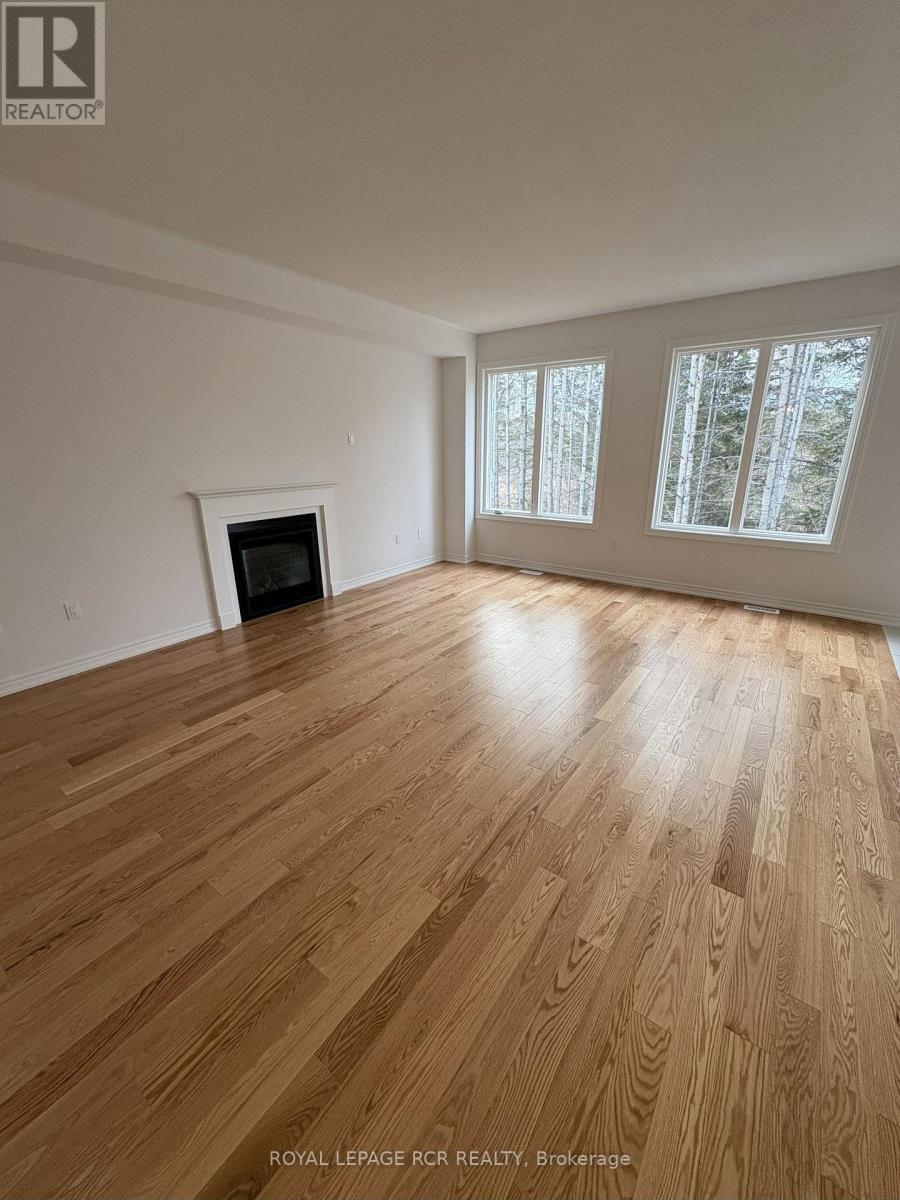 60 Baycroft Boulevard, Essa, Ontario  L3W 0M1 - Photo 14 - N12579494