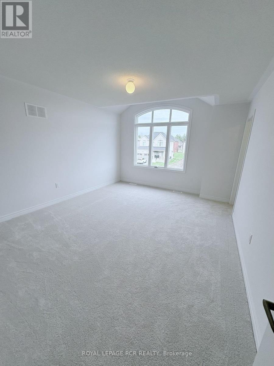 60 Baycroft Boulevard, Essa, Ontario  L3W 0M1 - Photo 20 - N12579494