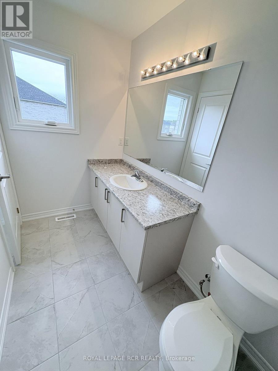 60 Baycroft Boulevard, Essa, Ontario  L3W 0M1 - Photo 22 - N12579494