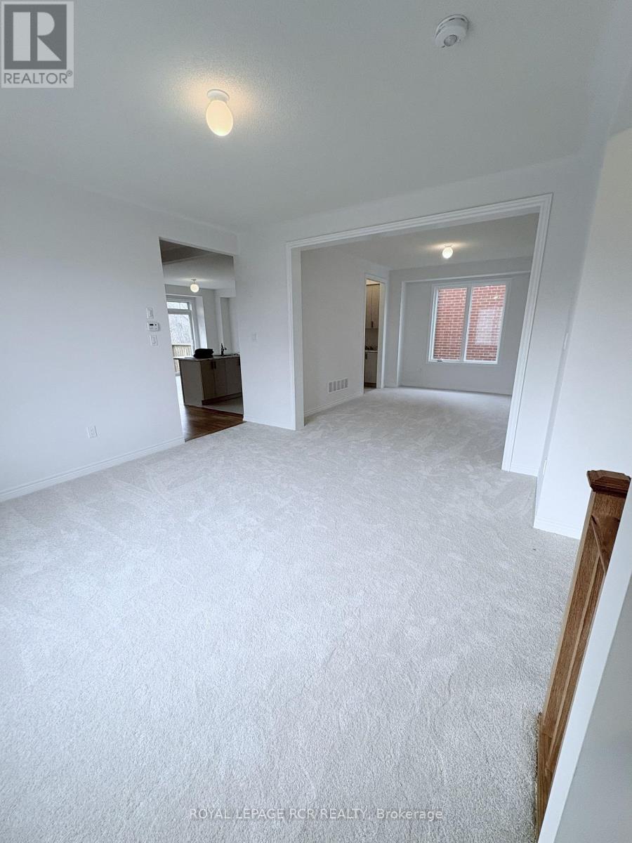 60 Baycroft Boulevard, Essa, Ontario  L3W 0M1 - Photo 6 - N12579494