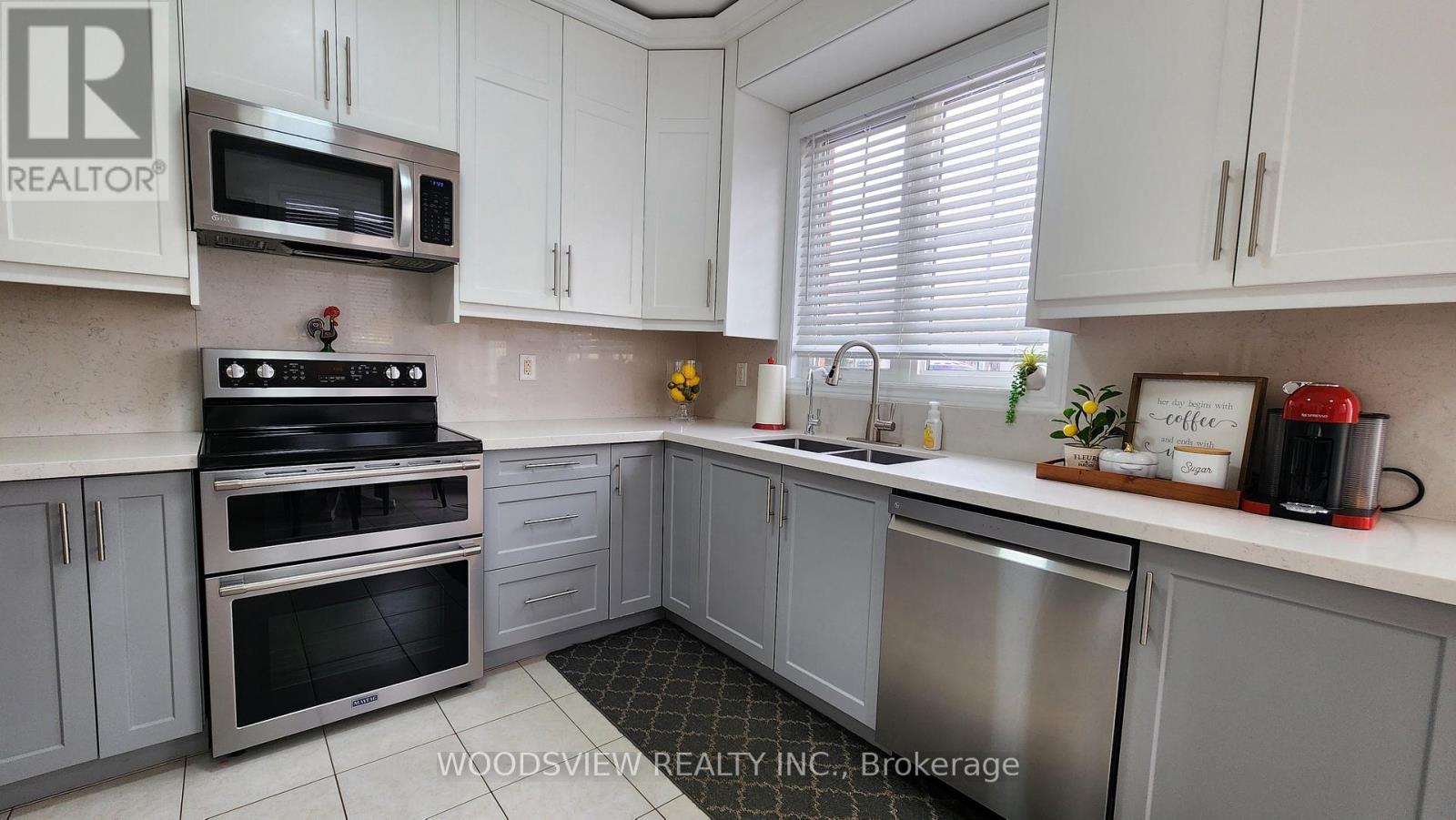 2220 Dawson Crescent, Innisfil, Ontario  L9S 0G9 - Photo 10 - N12579500