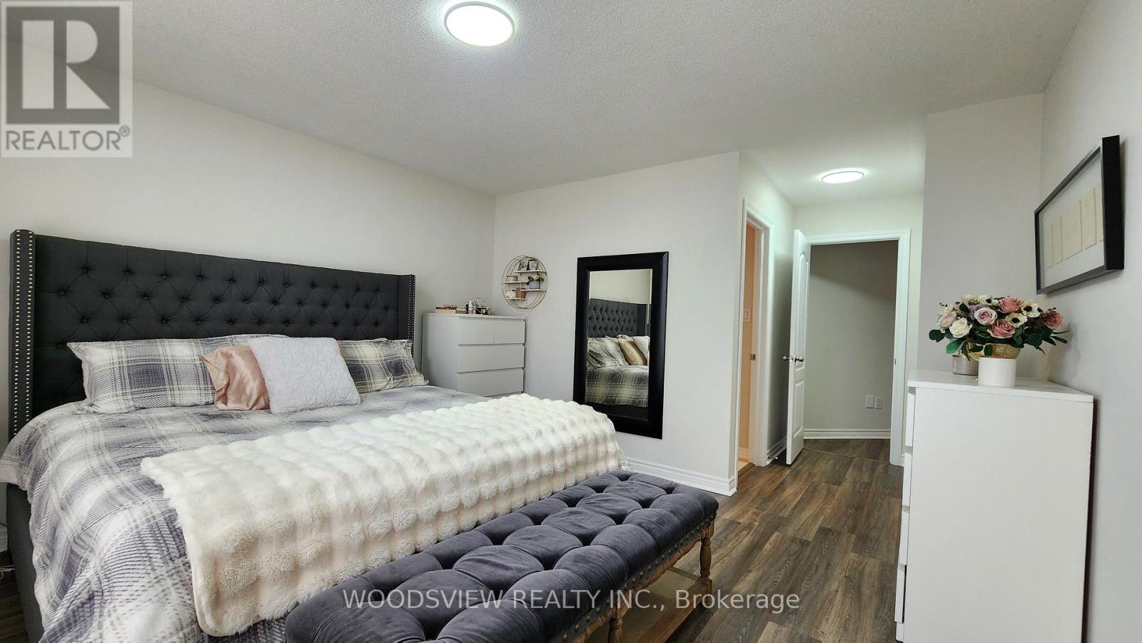 2220 Dawson Crescent, Innisfil, Ontario  L9S 0G9 - Photo 15 - N12579500