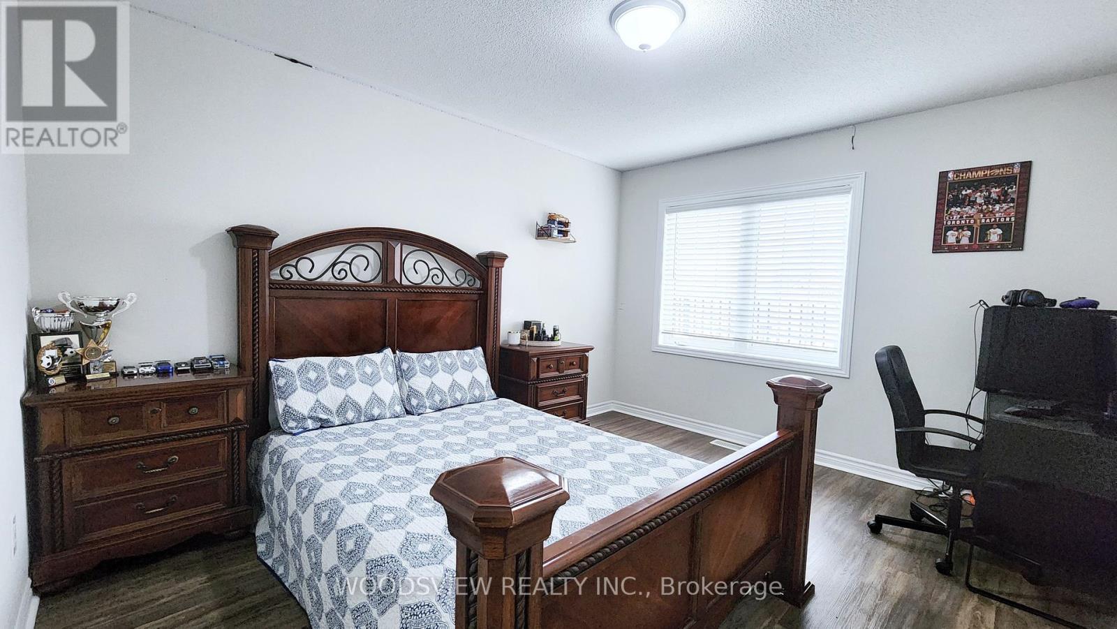 2220 Dawson Crescent, Innisfil, Ontario  L9S 0G9 - Photo 19 - N12579500