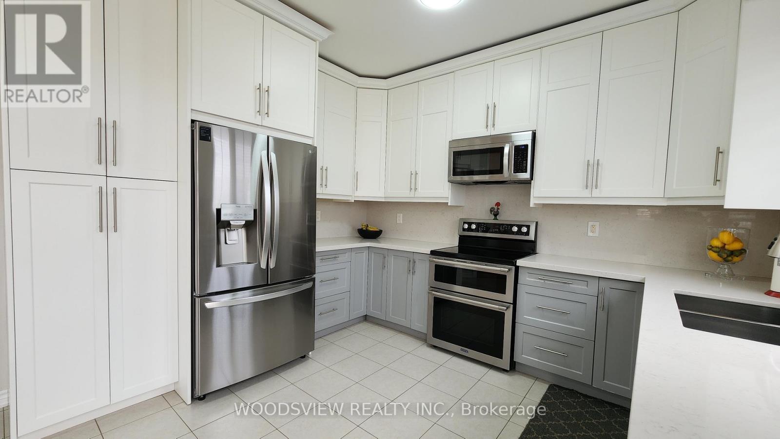 2220 Dawson Crescent, Innisfil, Ontario  L9S 0G9 - Photo 9 - N12579500