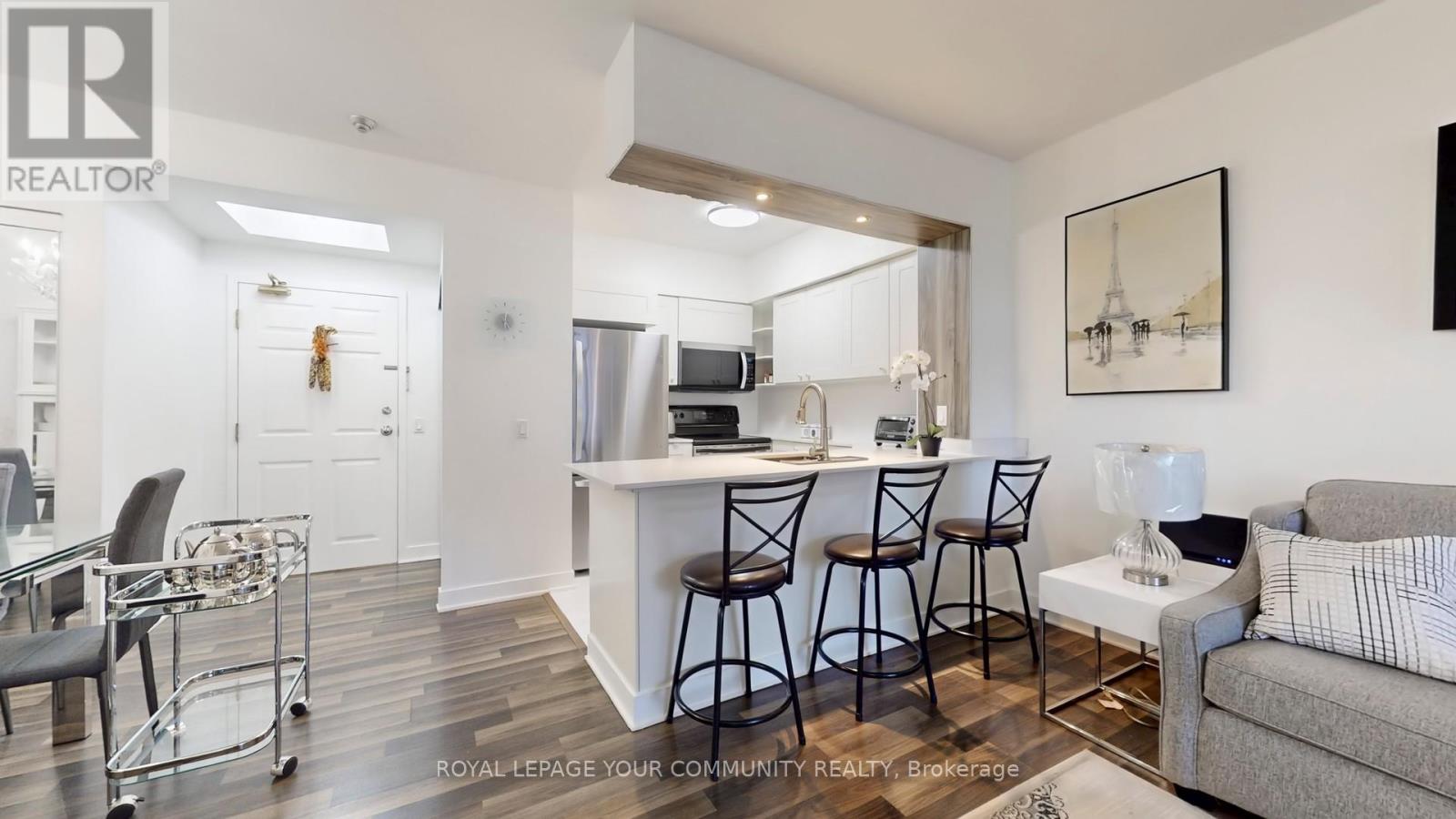 111 - 7398 Yonge Street, Vaughan, Ontario  L4J 8J2 - Photo 7 - N12579524