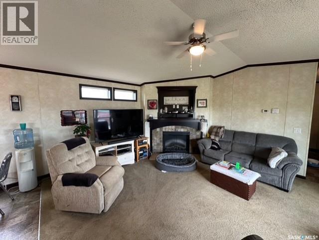 Schuweiler Acreage, Stonehenge Rm No. 73, Saskatchewan  S0H 0B0 - Photo 5 - SK011708