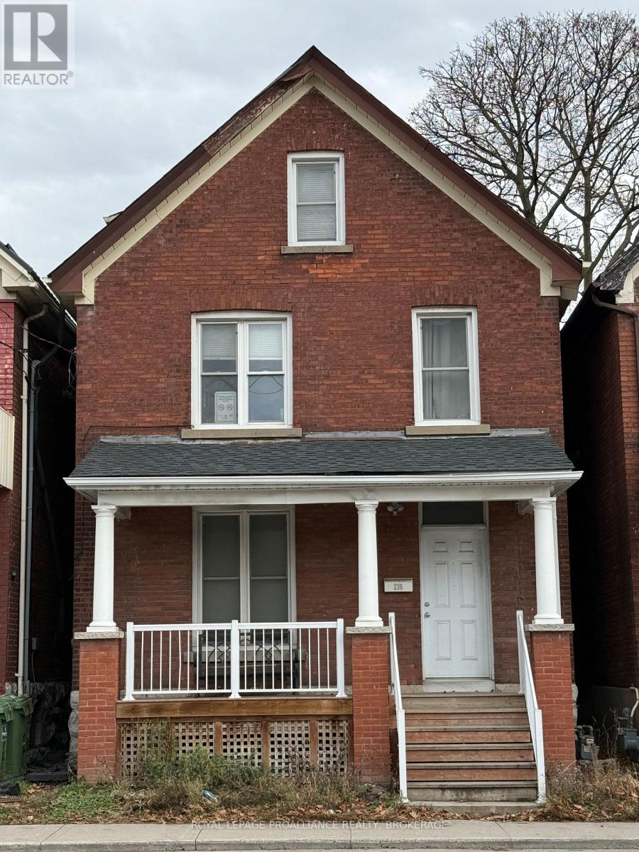 215 Division Street, Kingston, Ontario  K7K 3Z2 - Photo 2 - X12579598
