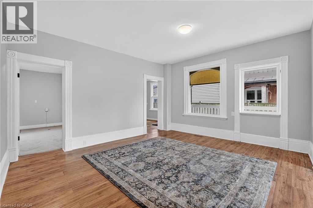 28 Cayuga Street, Brantford, Ontario  N3S 1W5 - Photo 7 - 40790414