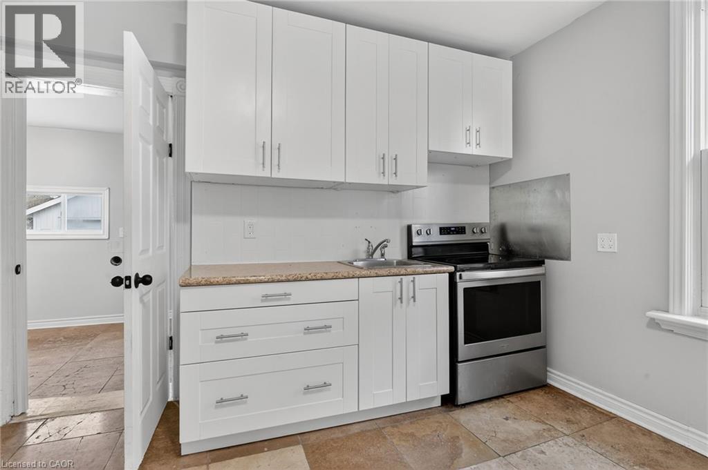 28 Cayuga Street, Brantford, Ontario  N3S 1W5 - Photo 12 - 40790414