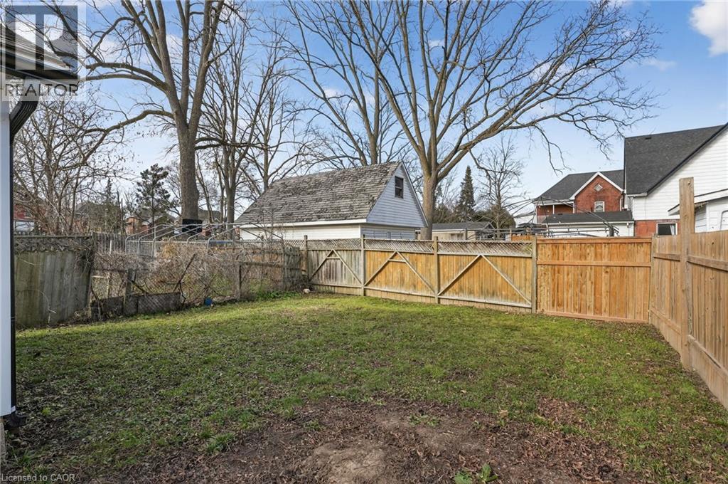 28 Cayuga Street, Brantford, Ontario  N3S 1W5 - Photo 39 - 40790414