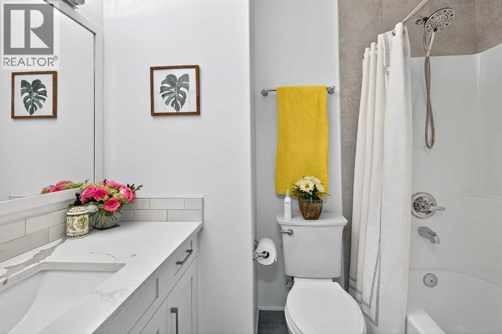 734 Woodside Bay Nw, Airdrie, Alberta  T4B 2W2 - Photo 15 - A2269549