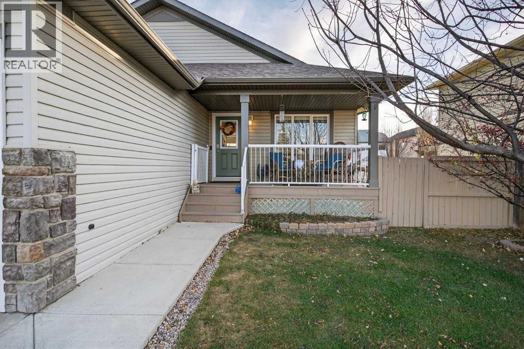 734 Woodside Bay Nw, Airdrie, Alberta  T4B 2W2 - Photo 4 - A2269549