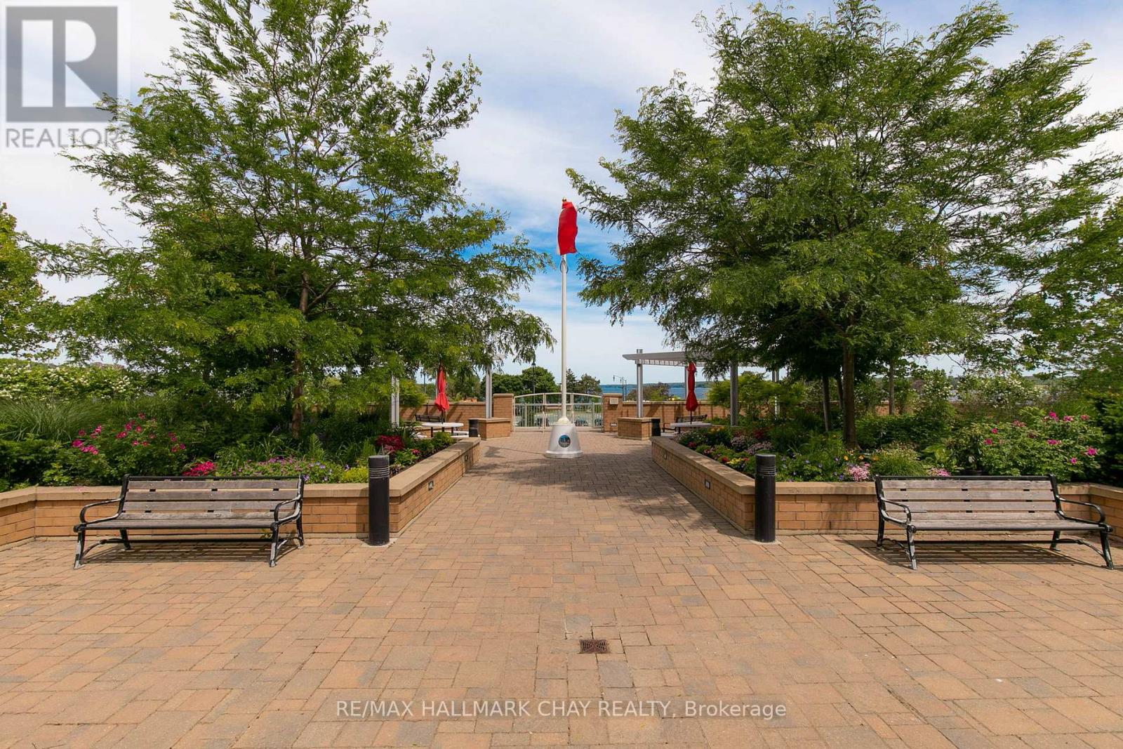 1504 - 37 Ellen Street, Barrie (Lakeshore), Ontario  L4N 6G2 - Photo 45 - S12579472