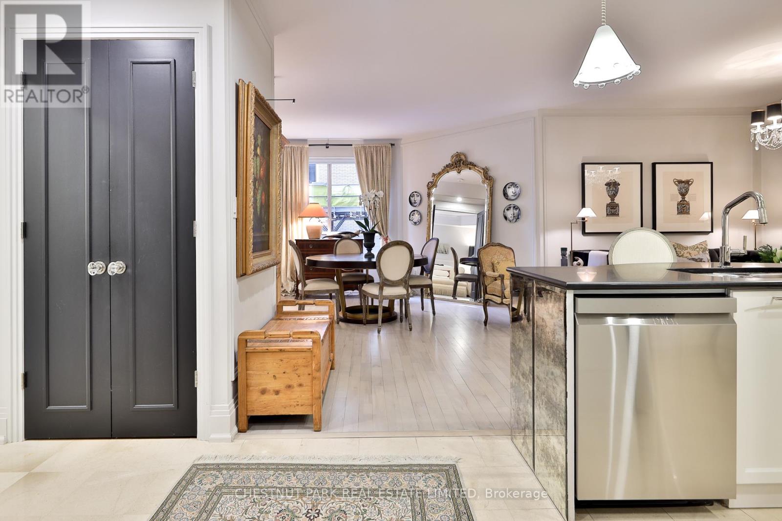 508 - 99 Avenue Road, Toronto, Ontario M5R 2G5 - Photo 2 - C12555592