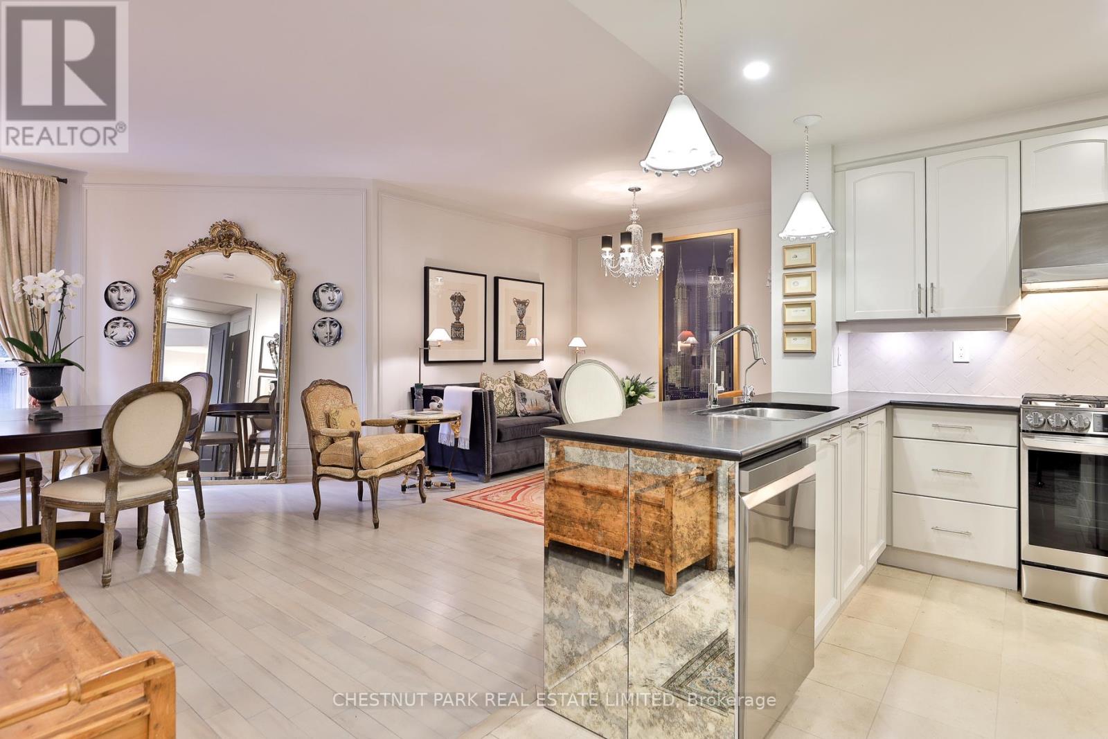 508 - 99 Avenue Road, Toronto, Ontario M5R 2G5 - Photo 4 - C12555592