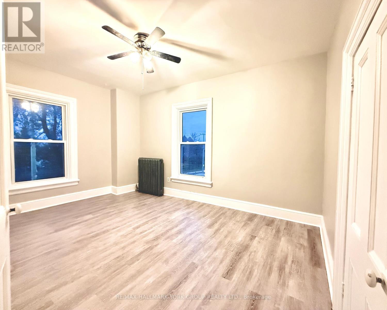 Main - 212 Bradford Street, Barrie, Ontario  L4N 3B6 - Photo 5 - S12579344