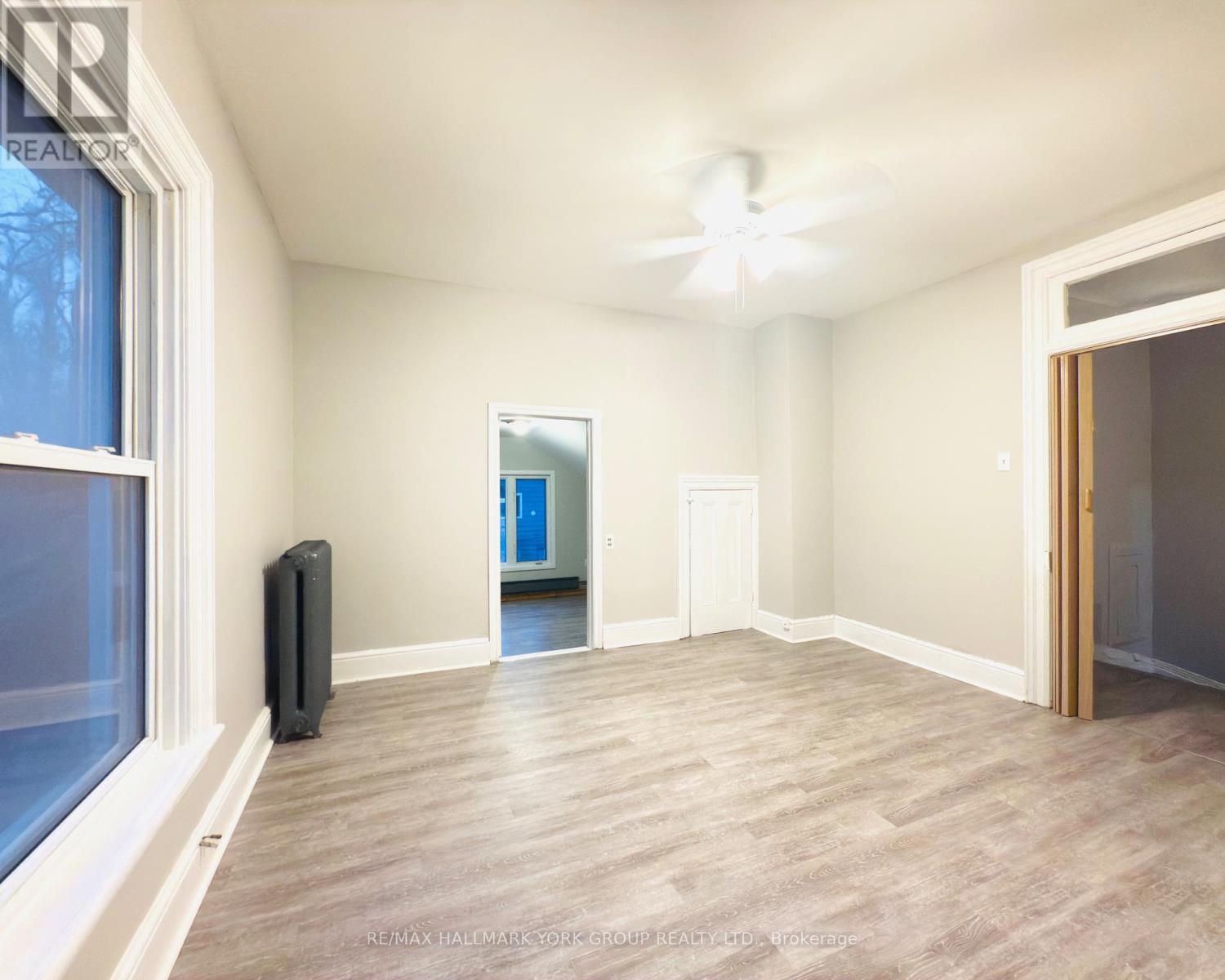 Main - 212 Bradford Street, Barrie, Ontario  L4N 3B6 - Photo 8 - S12579344