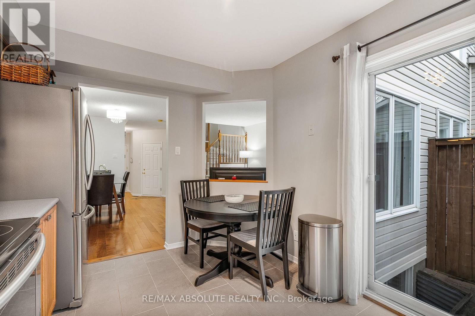 11 Foxden Place, Ottawa, Ontario  K1G 6A5 - Photo 13 - X12579610