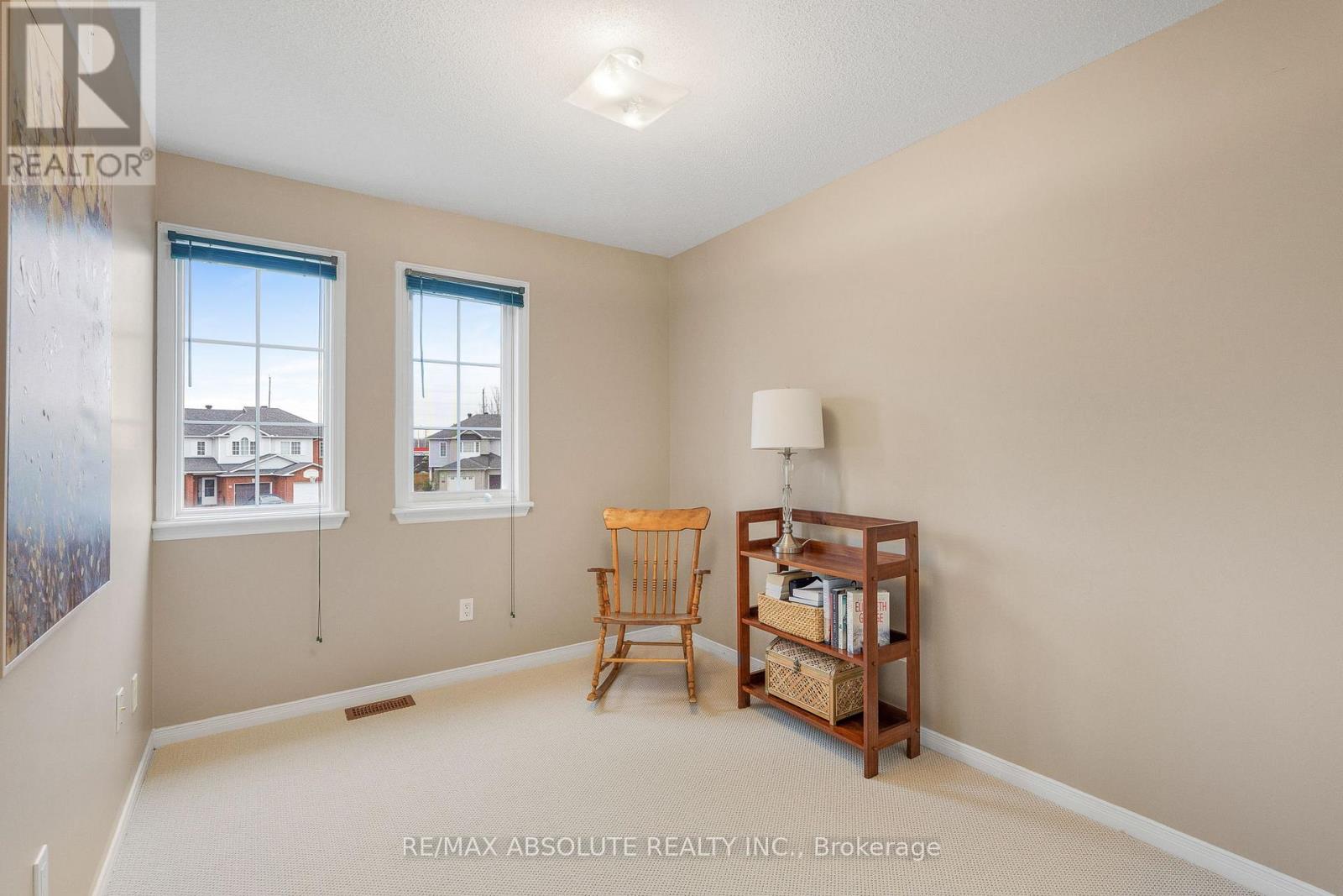 11 Foxden Place, Ottawa, Ontario  K1G 6A5 - Photo 19 - X12579610