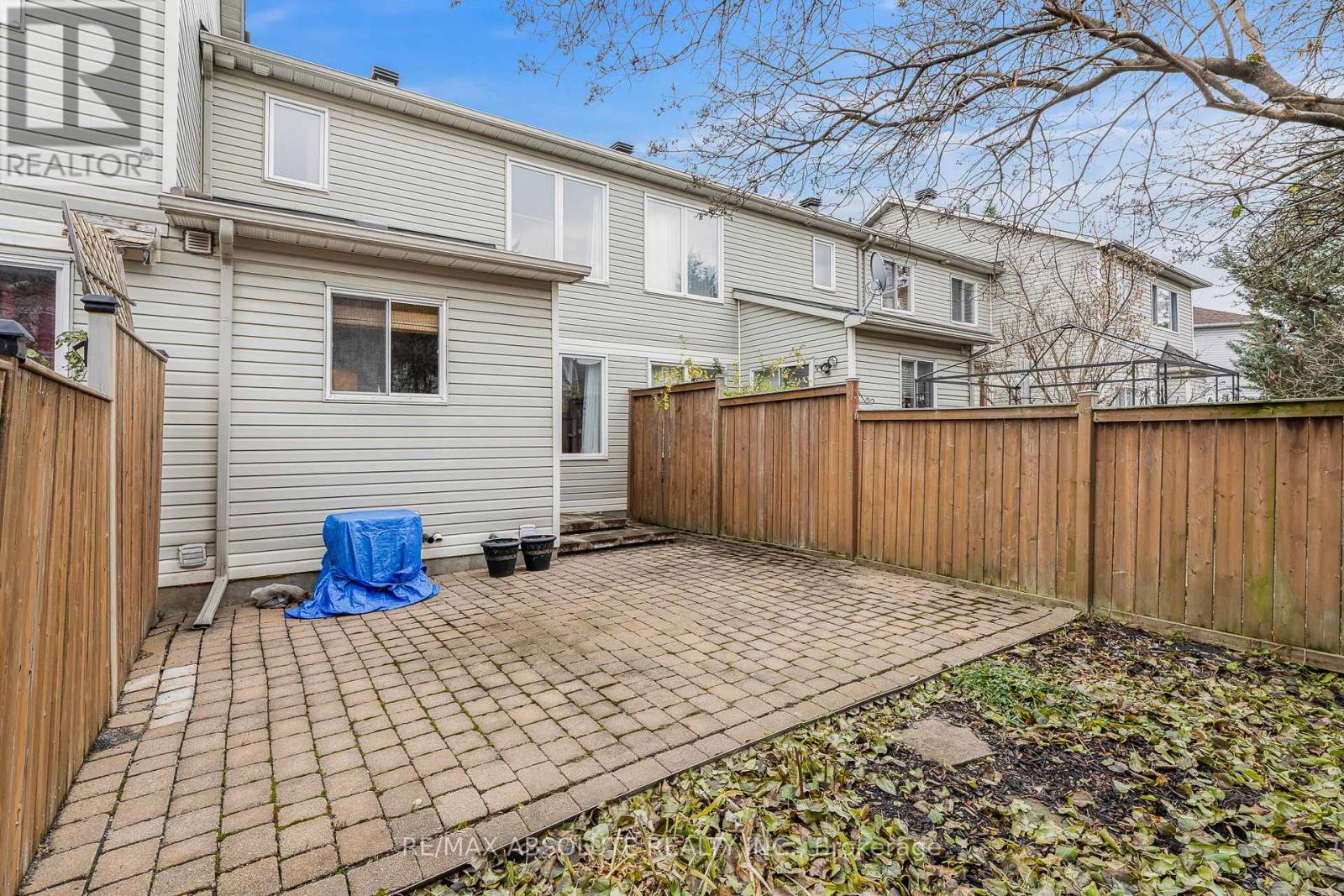 11 Foxden Place, Ottawa, Ontario  K1G 6A5 - Photo 24 - X12579610