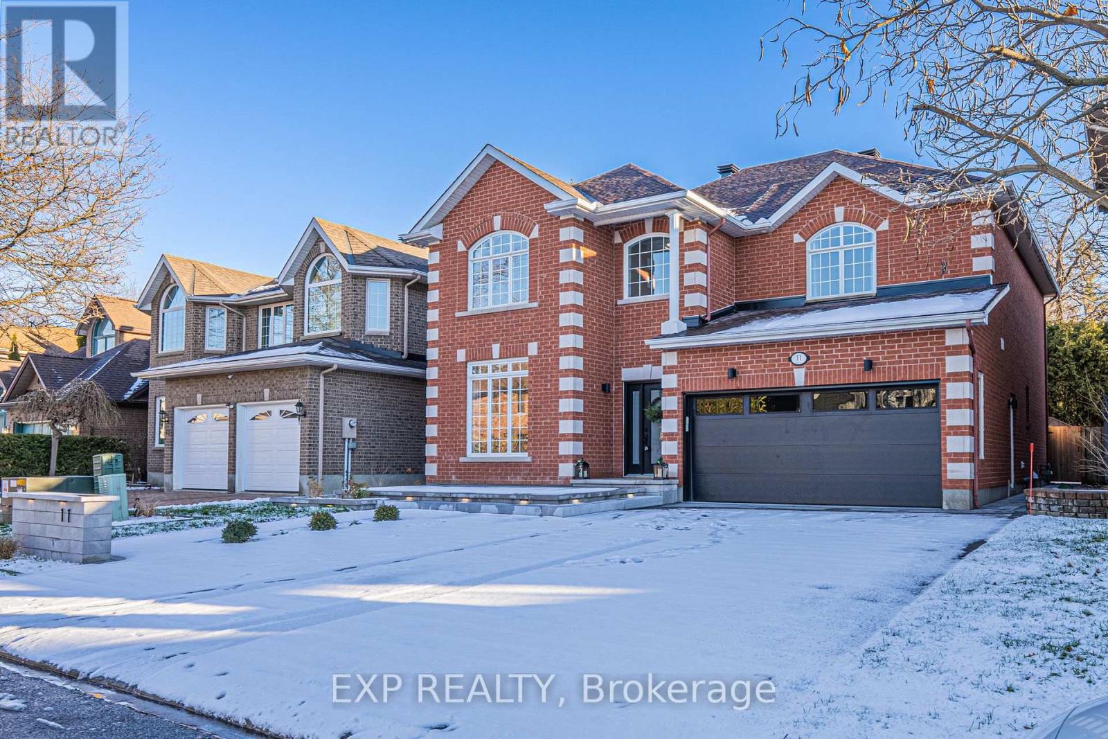 11 Wellsmere Court, Ottawa, Ontario  K2E 8C2 - Photo 2 - X12579676