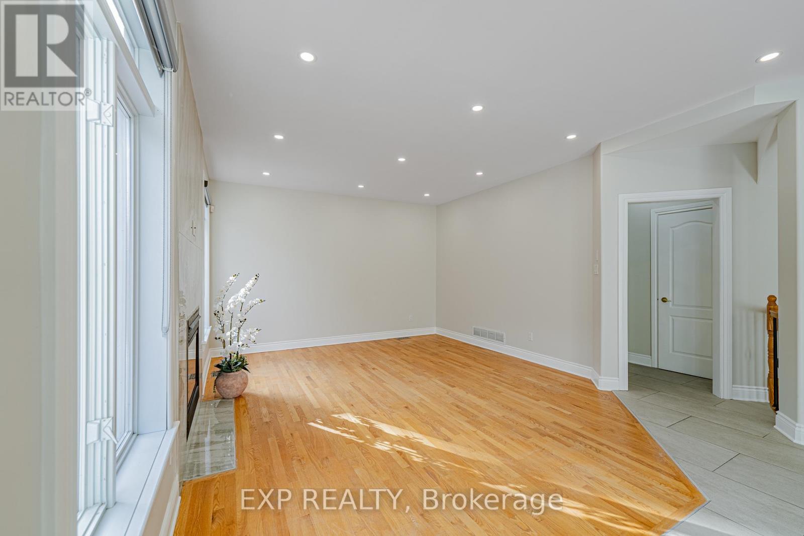 11 Wellsmere Court, Ottawa, Ontario  K2E 8C2 - Photo 24 - X12579676