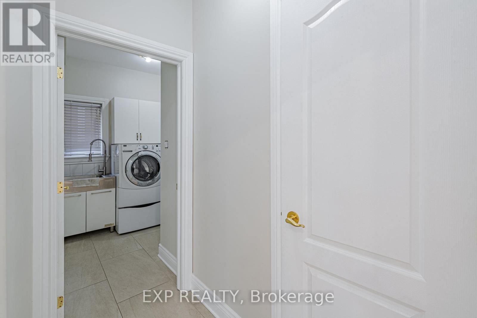 11 Wellsmere Court, Ottawa, Ontario  K2E 8C2 - Photo 27 - X12579676