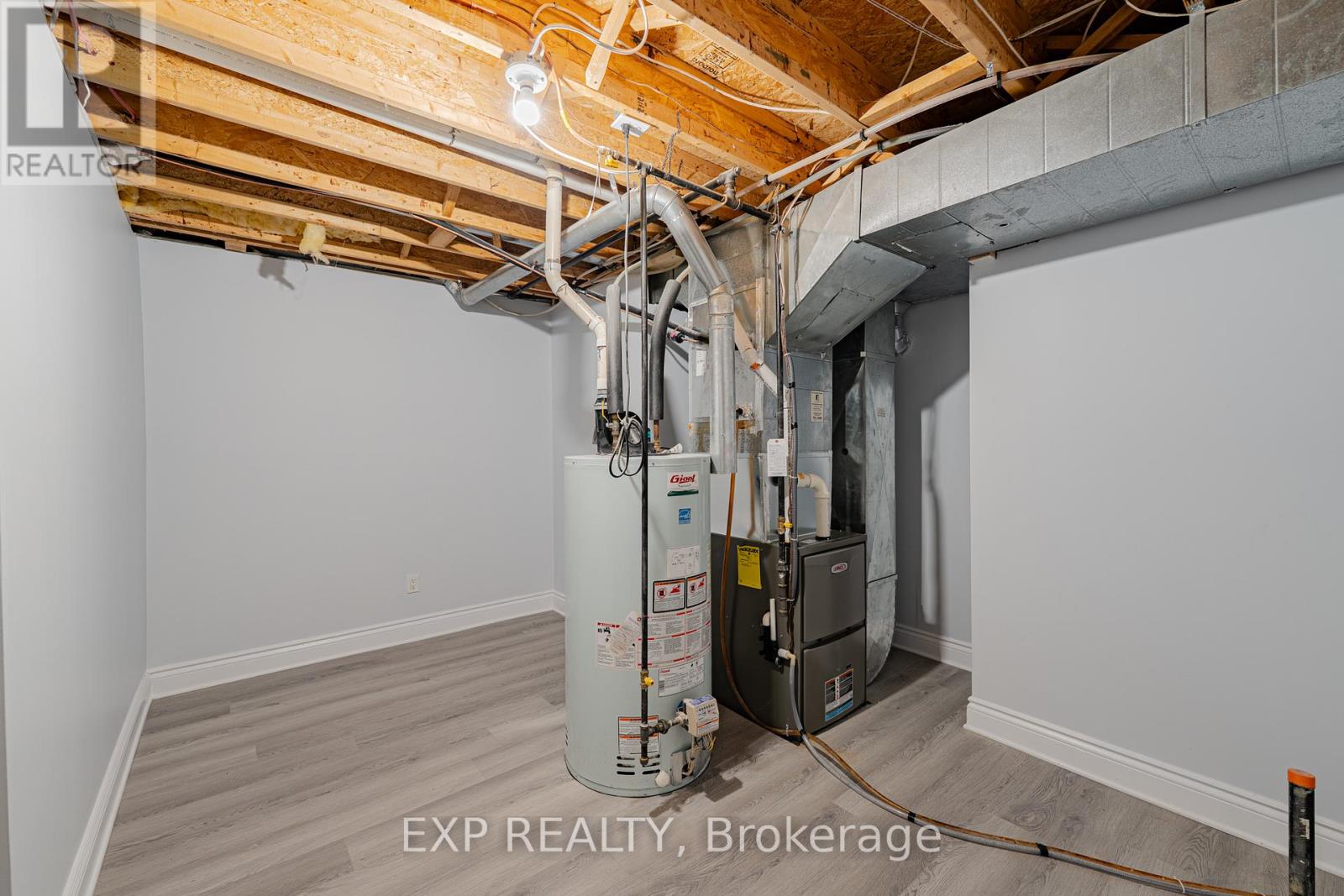 11 Wellsmere Court, Ottawa, Ontario  K2E 8C2 - Photo 47 - X12579676