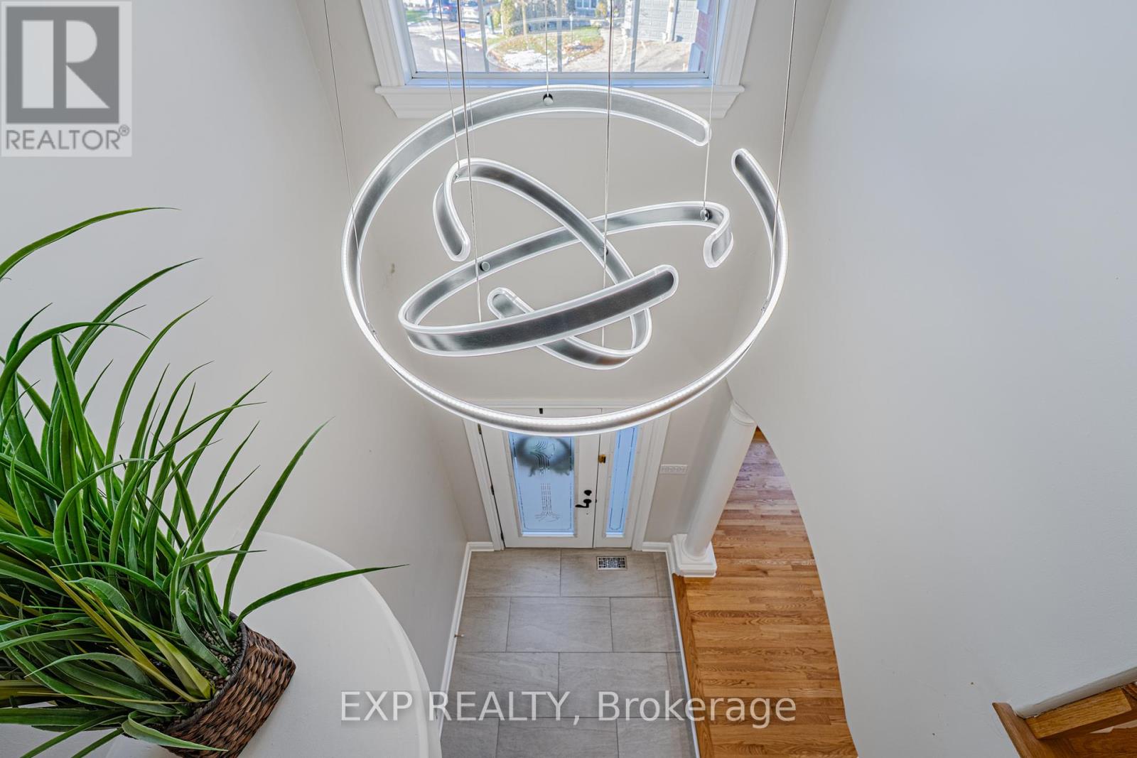 11 Wellsmere Court, Ottawa, Ontario  K2E 8C2 - Photo 6 - X12579676