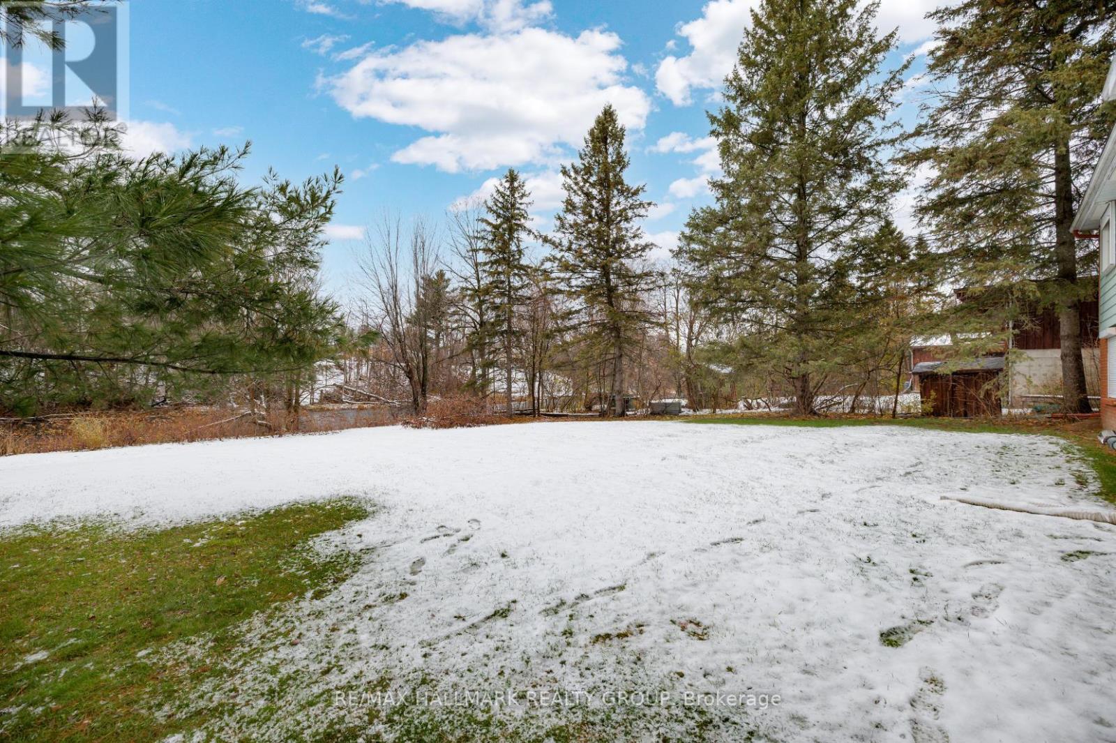 5218 Mclean Crescent, Ottawa, Ontario  K4M 1G2 - Photo 5 - X12579742