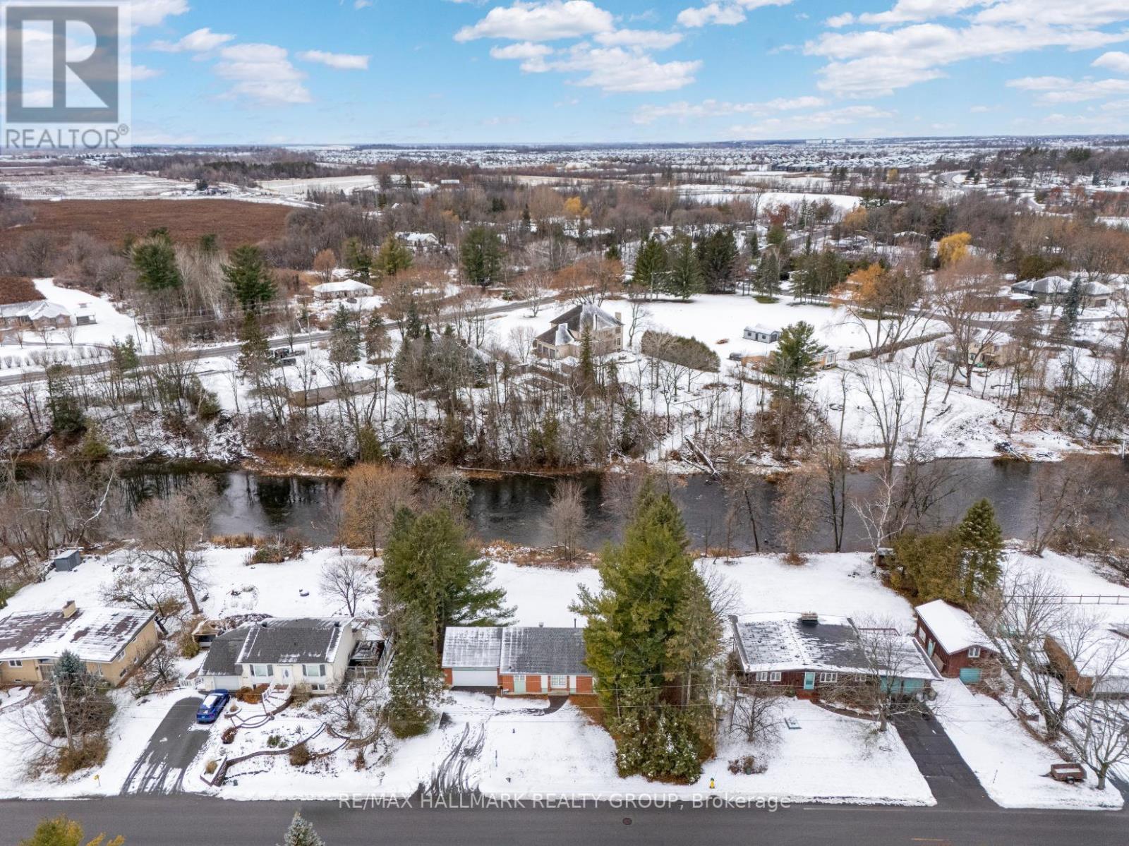 5218 Mclean Crescent, Ottawa, Ontario  K4M 1G2 - Photo 9 - X12579742