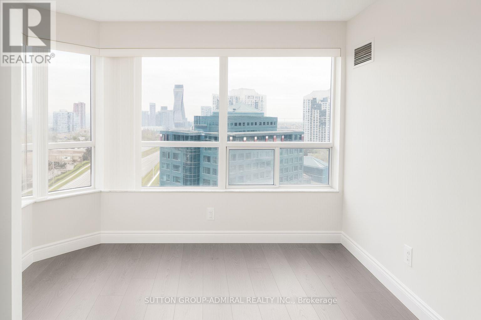 1525 - 25 Kingsbridge Garden Circle, Mississauga, Ontario  L5R 4B1 - Photo 7 - W12579464