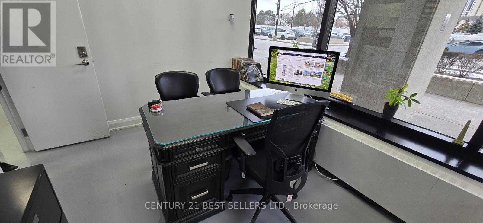 4 Robert Speck Parkway, Mississauga, Ontario  L4Z 1S1 - Photo 3 - W12579484