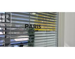 4 ROBERT SPECK PARKWAY, Mississauga, Ontario