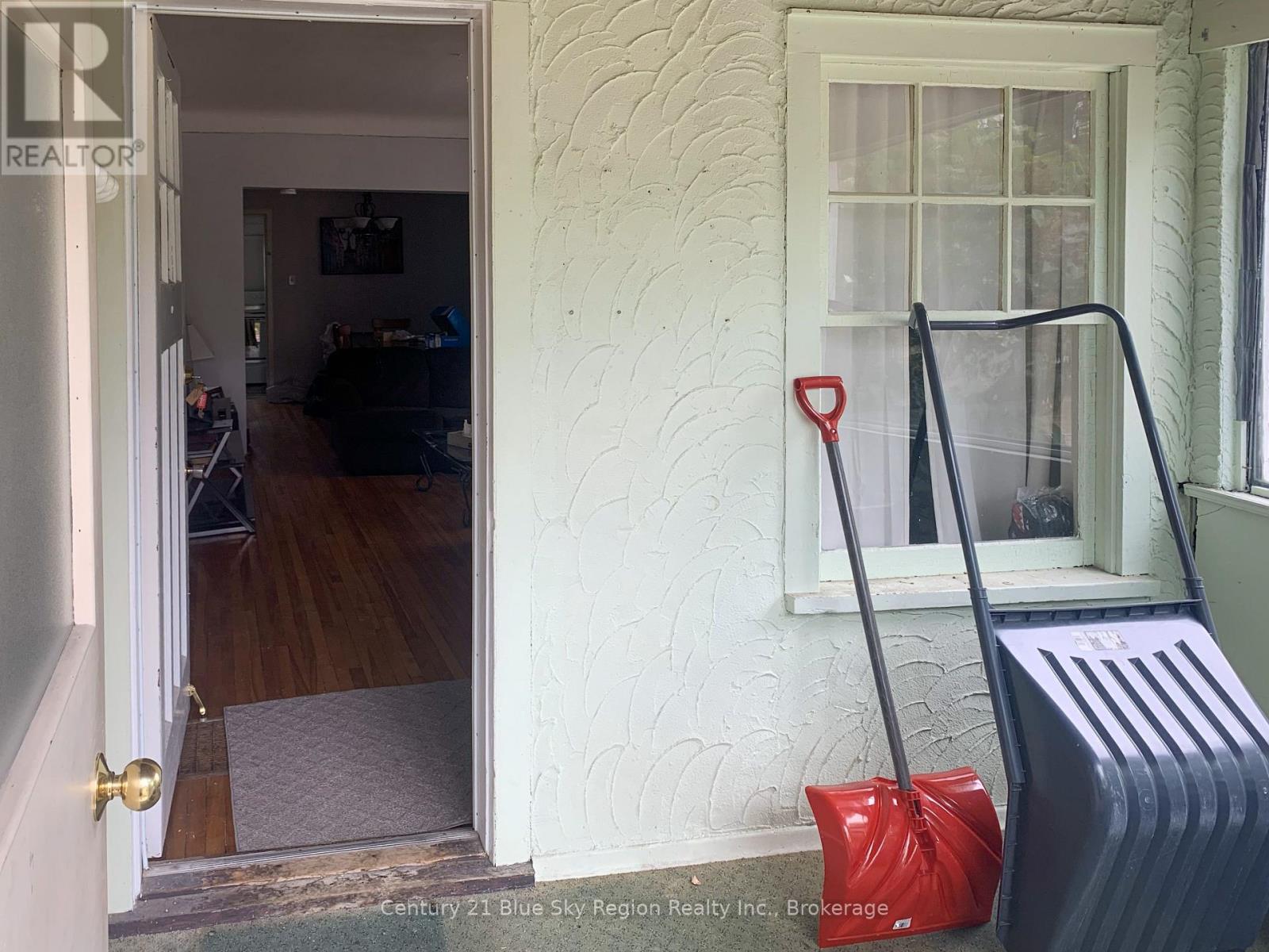 118-120 Sixth Avenue W, North Bay, Ontario  P1B 3P2 - Photo 10 - X12579602