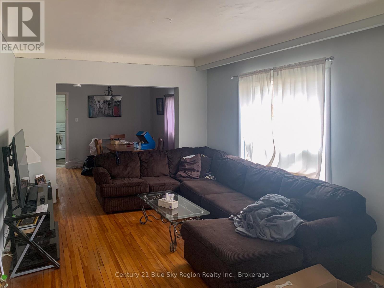 118-120 Sixth Avenue W, North Bay, Ontario  P1B 3P2 - Photo 11 - X12579602