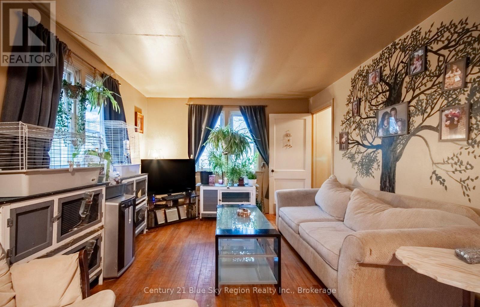 118-120 Sixth Avenue W, North Bay, Ontario  P1B 3P2 - Photo 4 - X12579602