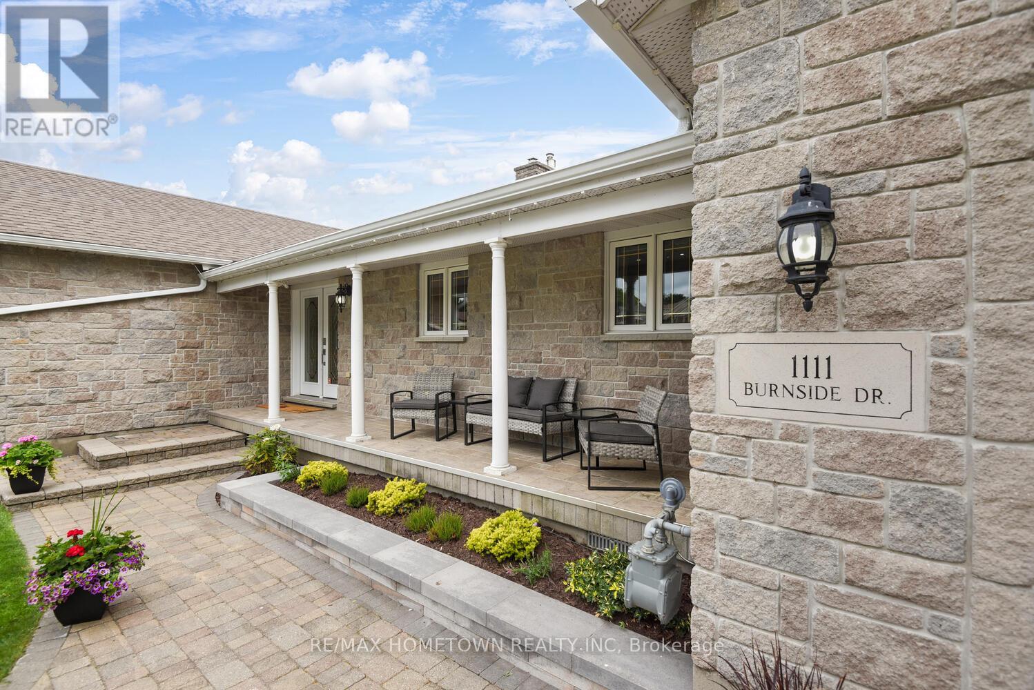 1111 Burnside Drive, Augusta, Ontario  K6V 5T1 - Photo 6 - X12579558