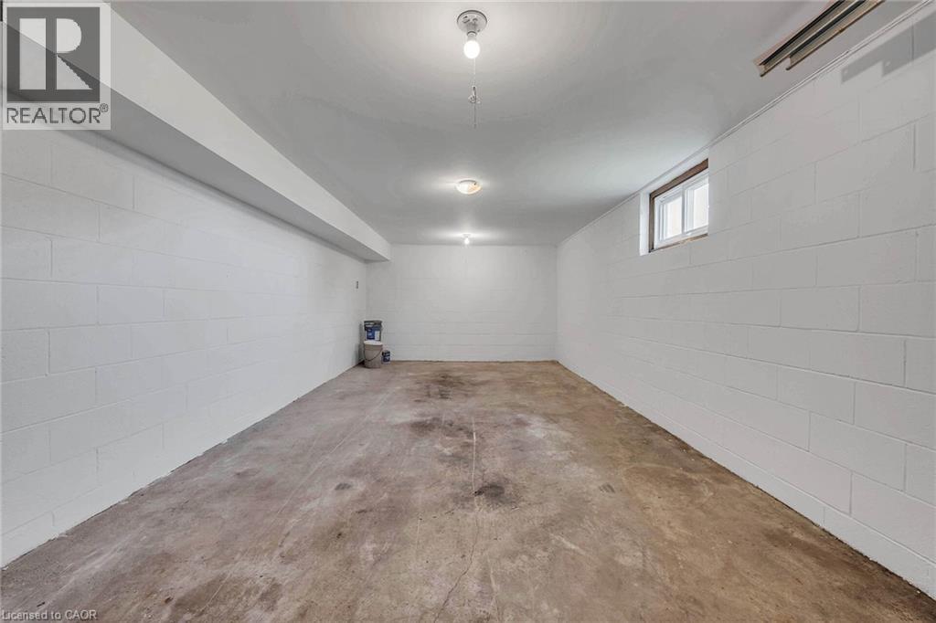 617 Eighth Road E, Stoney Creek, Ontario  L8J 2X4 - Photo 22 - 40738064