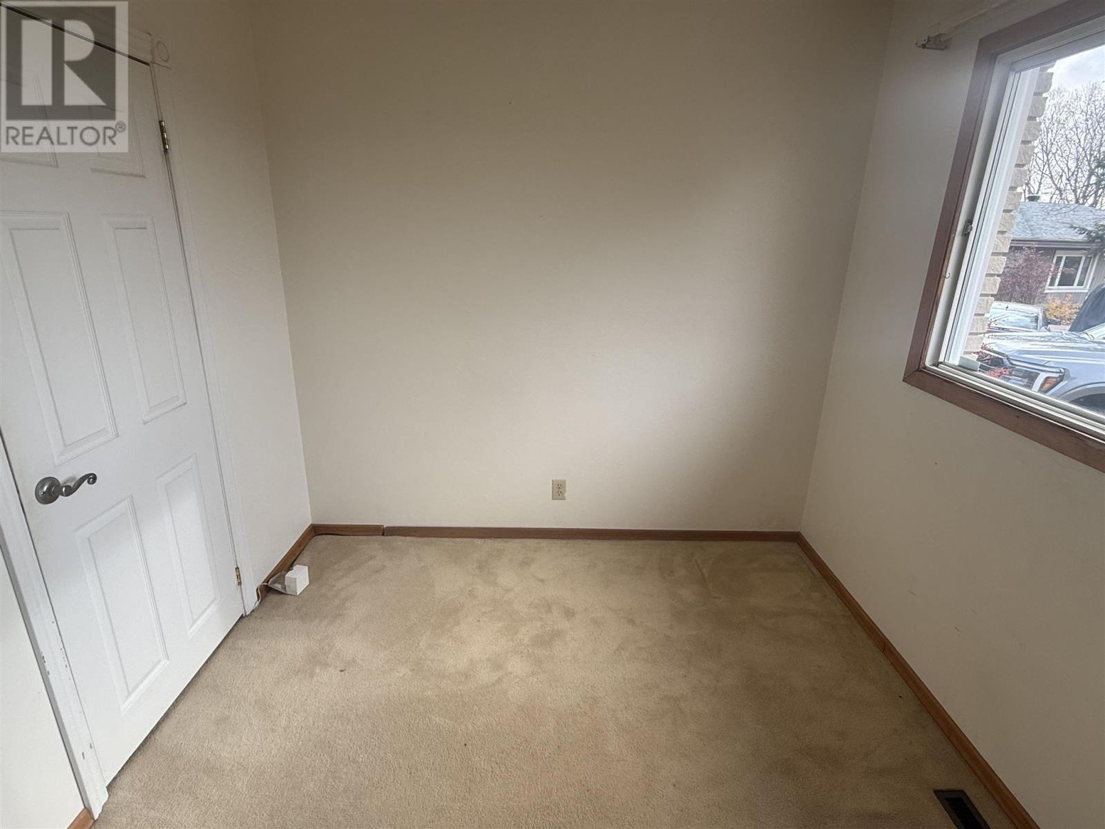 21 Bracken Pl, Elliot Lake, Ontario P5A 1L5 - Photo 27 - SM253221