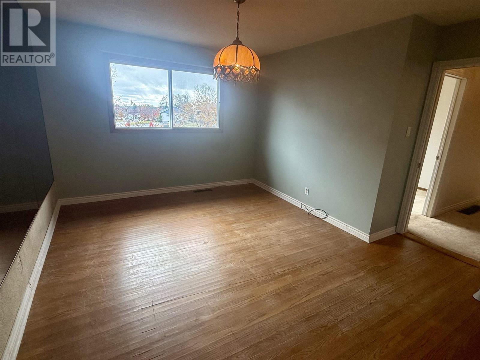 21 Bracken Pl, Elliot Lake, Ontario P5A 1L5 - Photo 32 - SM253221