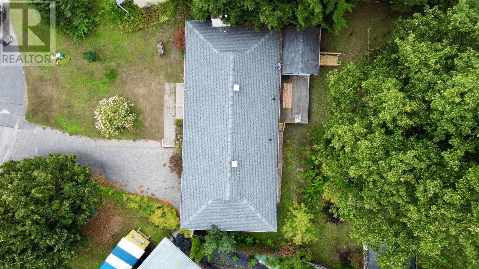 21 Bracken Pl, Elliot Lake, Ontario P5A 1L5 - Photo 6 - SM253221